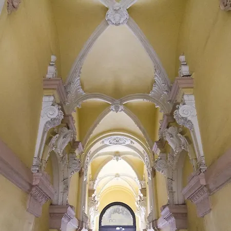 Authentic Grand Boulevard * Budapeşte